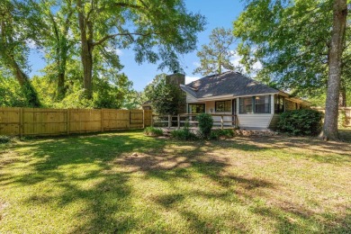 Great home for first-time homebuyers who want a deal and can do on Killearn Country Club and Inn in Florida - for sale on GolfHomes.com, golf home, golf lot