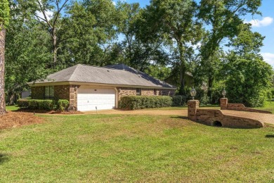 Great home for first-time homebuyers who want a deal and can do on Killearn Country Club and Inn in Florida - for sale on GolfHomes.com, golf home, golf lot