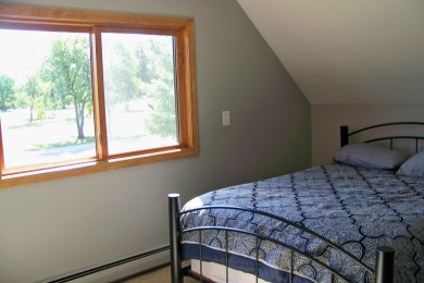 This impeccably cared for 3BR,2B home is move in ready. This on Lakes of the North Deer Run Golf Course in Michigan - for sale on GolfHomes.com, golf home, golf lot
