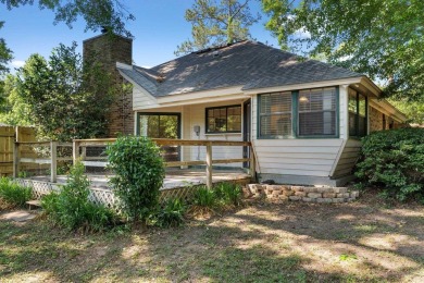 Great home for first-time homebuyers who want a deal and can do on Killearn Country Club and Inn in Florida - for sale on GolfHomes.com, golf home, golf lot