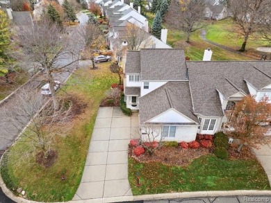 Here is the perfect listing, that will chase away your winter on Bushwood Golf Club in Michigan - for sale on GolfHomes.com, golf home, golf lot