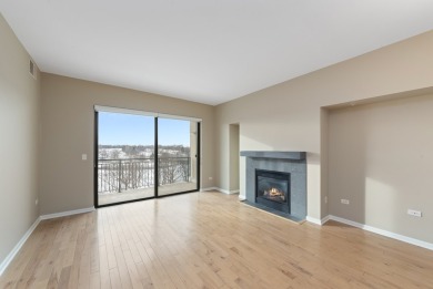 Enjoy upscale living at The Residences of Seven Bridges. This on Seven Bridges Golf Club in Illinois - for sale on GolfHomes.com, golf home, golf lot
