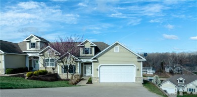 This Country Club Cove Villa is ready for new owners.  Sits on Seasons Ridge At Four Seasons in Missouri - for sale on GolfHomes.com, golf home, golf lot