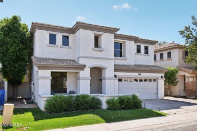 Tucked away in a gated enclave in Central Phoenix perfectly on Palo Verde Golf Course in Arizona - for sale on GolfHomes.com, golf home, golf lot