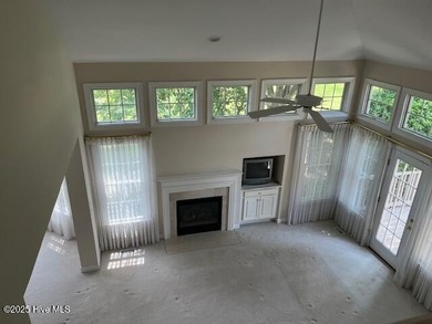 This 4 bedroom unit is right on the 17th green of Longleaf CC on Longleaf Golf and Country Club in North Carolina - for sale on GolfHomes.com, golf home, golf lot