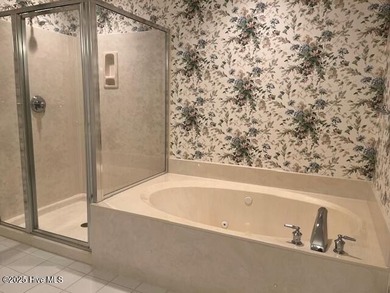 This 4 bedroom unit is right on the 17th green of Longleaf CC on Longleaf Golf and Country Club in North Carolina - for sale on GolfHomes.com, golf home, golf lot