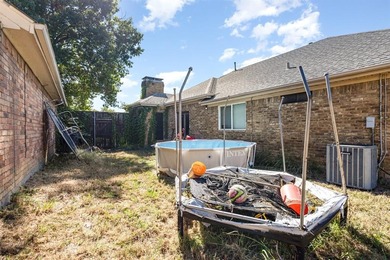 Very nice house in the prestigious Oakridge neighbourhood in on Duck Creek Golf Club in Texas - for sale on GolfHomes.com, golf home, golf lot