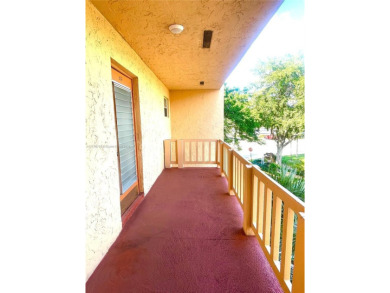 JUST REDUCED!!!This charming corner unit is nestled in Rokest on Colony West Country Club in Florida - for sale on GolfHomes.com, golf home, golf lot