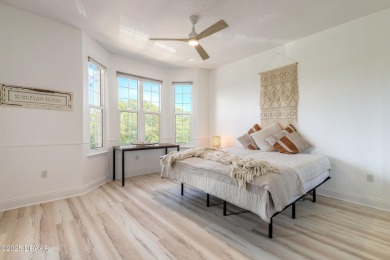 Completely Remodeled 2BR/2BA Condo in Harbour Village - $50K+ in on Harbour Village Golf and Yacht Club in Florida - for sale on GolfHomes.com, golf home, golf lot