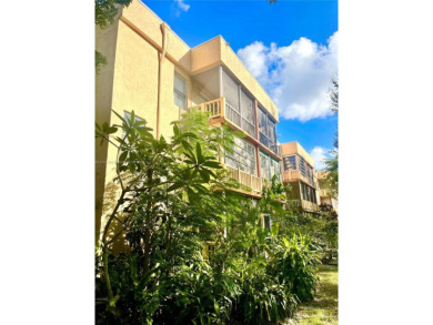 JUST REDUCED!!!This charming corner unit is nestled in Rokest on Colony West Country Club in Florida - for sale on GolfHomes.com, golf home, golf lot