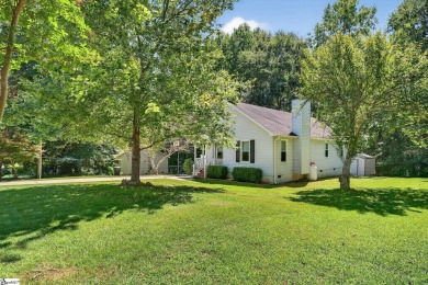 Move-in ready! This charming 3BR/2BA ranch sits on a level on Lakeview Golf Course in South Carolina - for sale on GolfHomes.com, golf home, golf lot