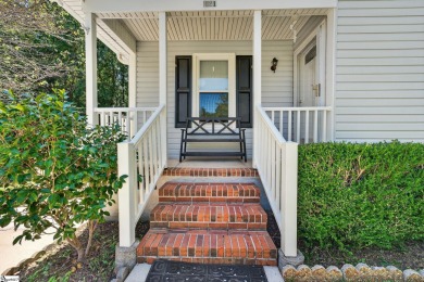 Move-in ready! This charming 3BR/2BA ranch sits on a level on Lakeview Golf Course in South Carolina - for sale on GolfHomes.com, golf home, golf lot