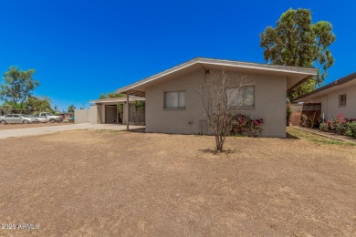 Fantastic opportunity to own this charming single-level home! on Maryvale Golf Course in Arizona - for sale on GolfHomes.com, golf home, golf lot