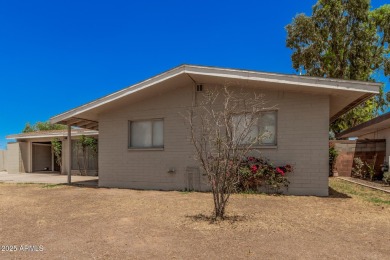 Fantastic opportunity to own this charming single-level home! on Maryvale Golf Course in Arizona - for sale on GolfHomes.com, golf home, golf lot