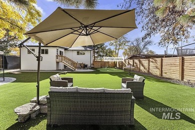 Located just blocks from Hillcrest Golf Course, this beautifully on Hillcrest Country Club, Inc. in Idaho - for sale on GolfHomes.com, golf home, golf lot