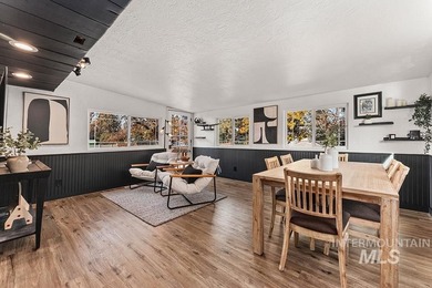 Located just blocks from Hillcrest Golf Course, this beautifully on Hillcrest Country Club, Inc. in Idaho - for sale on GolfHomes.com, golf home, golf lot