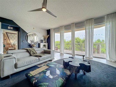 This one is EPIC!! Convenient, maintenance free living near all on MetroWest Golf Club in Florida - for sale on GolfHomes.com, golf home, golf lot