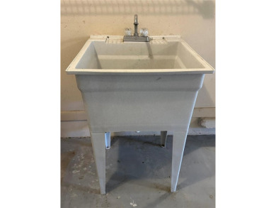 Motivated Seller is Offering 2.5 $3,620 Concession to Buyer - on On Top of the World Golf Course in Florida - for sale on GolfHomes.com, golf home, golf lot