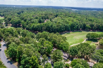 THIS 2 BEDROOM, *READY TO MOVE IN* CONDO, IS IN GREAT SHAPE on Reynolds Lake Oconee - The Oconee in Georgia - for sale on GolfHomes.com, golf home, golf lot