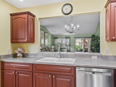 TURNKEY, BEAUTIFULLY FURNISHED  MOVE-IN READY - GOLF CART on The Links of Spruce Creek in Florida - for sale on GolfHomes.com, golf home, golf lot