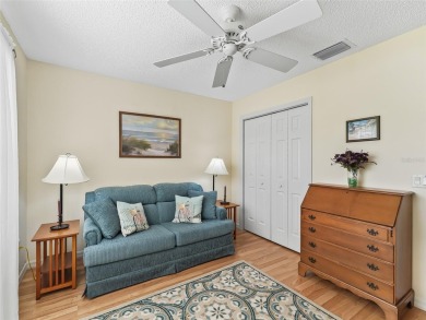 TURNKEY, BEAUTIFULLY FURNISHED  MOVE-IN READY - GOLF CART on The Links of Spruce Creek in Florida - for sale on GolfHomes.com, golf home, golf lot