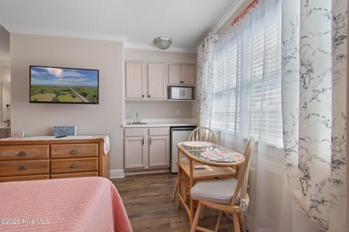 Spotless in every way and ready for immediate delivery, this on Brunswick Plantation and Golf Resorts in North Carolina - for sale on GolfHomes.com, golf home, golf lot