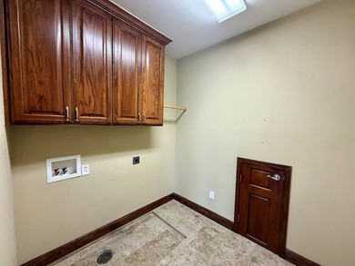 Stunning 2,675 sf 3BR or 4BR/2.5BA Golf Course Paradise! Wake up on Rayburn Country Club in Texas - for sale on GolfHomes.com, golf home, golf lot