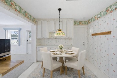 One or more photo(s) has been virtually staged. Welcome to 10197 on Mainlands Golf Club in Florida - for sale on GolfHomes.com, golf home, golf lot