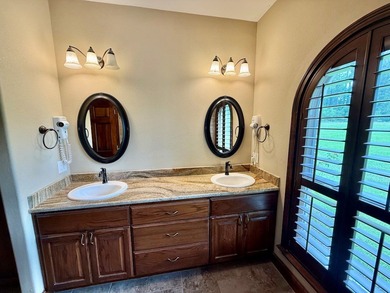 Stunning 2,675 sf 3BR or 4BR/2.5BA Golf Course Paradise! Wake up on Rayburn Country Club in Texas - for sale on GolfHomes.com, golf home, golf lot