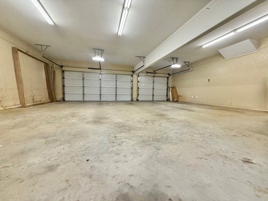 Stunning 2,675 sf 3BR or 4BR/2.5BA Golf Course Paradise! Wake up on Rayburn Country Club in Texas - for sale on GolfHomes.com, golf home, golf lot