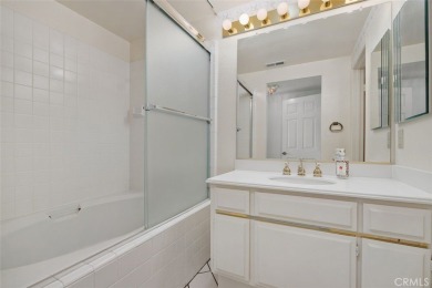 This AMAZING LAKE VIEW TOWNHOME in The Colony at Lake San Marcos on Lake San Marcos Country Club- North Course in California - for sale on GolfHomes.com, golf home, golf lot