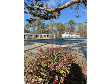 Welcome to Leisure Village West! This well-maintained 1-bedroom on Leisure Village West Assoc. in New Jersey - for sale on GolfHomes.com, golf home, golf lot