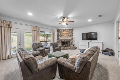 FINALLY! A charming home, well maintained, move-in ready, on the on Pecan Plantation Country Club in Texas - for sale on GolfHomes.com, golf home, golf lot