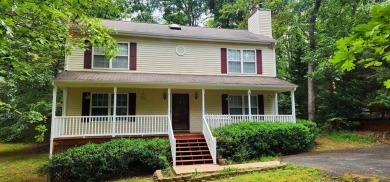 Welcome to your dream home in the heart of Lake Monticello! This on Lake Monticello Golf Course in Virginia - for sale on GolfHomes.com, golf home, golf lot