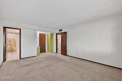 AMAZING, MOVE-IN READY 2 BDR/2 BATH IN BEAUTIFUL SUN CITY! on PalmBrook Country Club in Arizona - for sale on GolfHomes.com, golf home, golf lot