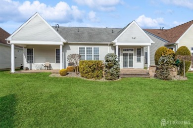 Clean, bright and waiting for it's new owner describes this on Regency At Monroe Golf and Country Club in New Jersey - for sale on GolfHomes.com, golf home, golf lot