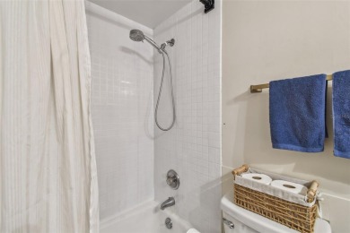 Beautifully Renovated 2-Bedroom Condo in Carrollwood's Pine Lake on Emerald Greens Golf Resort and Country Club in Florida - for sale on GolfHomes.com, golf home, golf lot