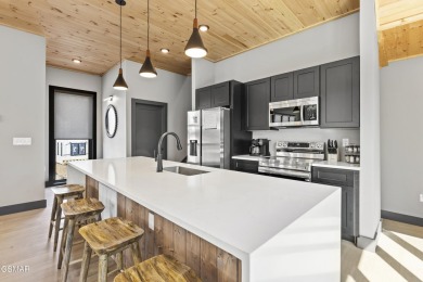 This newly constructed 2,300+ sqft cabin blends sleek modern on Sevierville Golf Club in Tennessee - for sale on GolfHomes.com, golf home, golf lot