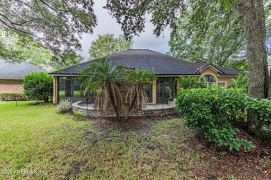 ''Seller offering $15,000 toward Buyer's Closing Cost or Rate on Country Club of Orange Park in Florida - for sale on GolfHomes.com, golf home, golf lot