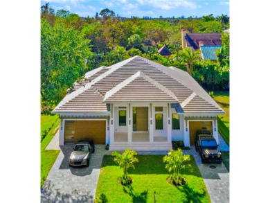 An exceptional, NEW custom built, never lived in before, ultra on Hole in the Wall Golf Club in Florida - for sale on GolfHomes.com, golf home, golf lot