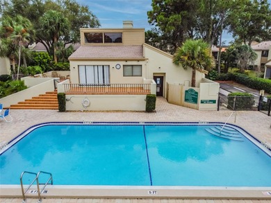 Beautifully Renovated 2-Bedroom Condo in Carrollwood's Pine Lake on Emerald Greens Golf Resort and Country Club in Florida - for sale on GolfHomes.com, golf home, golf lot