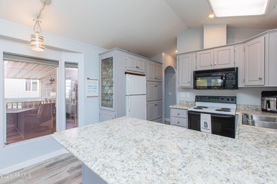 This beautifully updated and RARE 1 bedroom, 2 bath home is on Viewpoint Golf Resort in Arizona - for sale on GolfHomes.com, golf home, golf lot