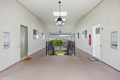 This Beautiful home is in the prestigious 55+ Active Senior on Leisure Village Par 3 Golf Course in California - for sale on GolfHomes.com, golf home, golf lot
