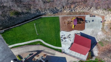 Turn-key and ready to go! This well appointed 2 bed/2bath on The Club At Old Kinderhook in Missouri - for sale on GolfHomes.com, golf home, golf lot