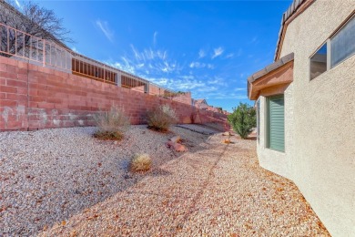 Charming 2-bedroom, 2-bath home in an age-qualified on Desert Willow Golf Course in Nevada - for sale on GolfHomes.com, golf home, golf lot