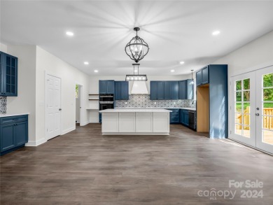 Discover this brand-new construction in Kings Mountain on Woodbridge Golf Links in North Carolina - for sale on GolfHomes.com, golf home, golf lot