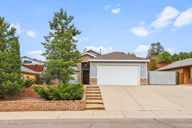 Escape to the Pines in Payson!  Just steps from the scenic Green on Payson Golf Course in Arizona - for sale on GolfHomes.com, golf home, golf lot