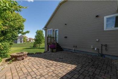 Spectacular 4BR 3-bath Ranch with walkout lower level in the on Somerby Golf Club in Minnesota - for sale on GolfHomes.com, golf home, golf lot