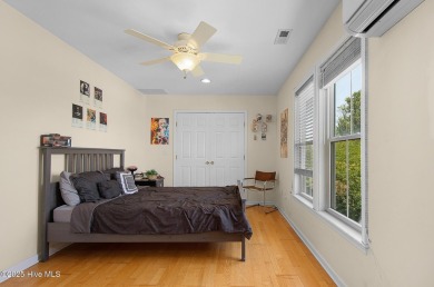 This charming 2-story, 3 bedroom, 2.5 bath home in Beaufort on North River Club in North Carolina - for sale on GolfHomes.com, golf home, golf lot