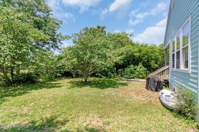 This charming 2-story, 3 bedroom, 2.5 bath home in Beaufort on North River Club in North Carolina - for sale on GolfHomes.com, golf home, golf lot